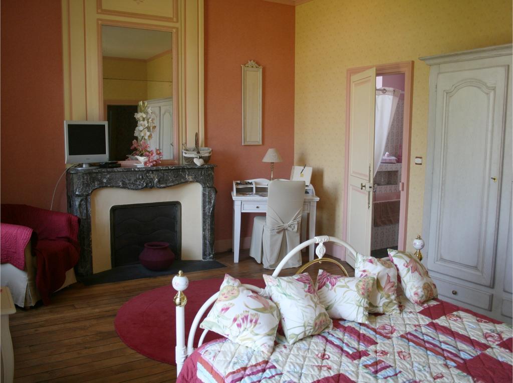 Chateau Du Clos Mortier Saint-Dizier Kamer foto