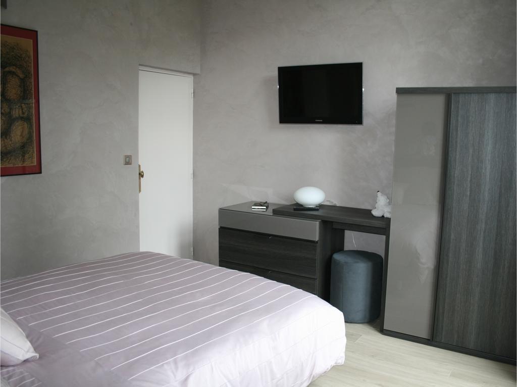 Chateau Du Clos Mortier Saint-Dizier Kamer foto